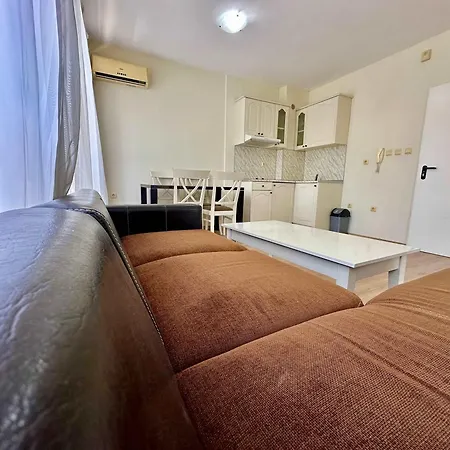 Family 1 Bd In Flores Park By Menada Apartment Sunny Beach